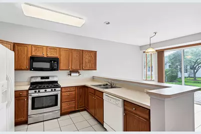 11667 Stonewater Crossing, Huntley, IL 60142 - Photo 20