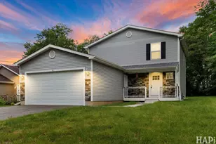 16 Elm Ave, Fox Lake, IL 60020 - Photo 1