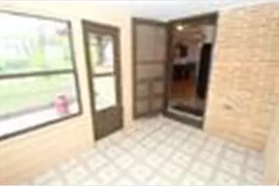 6704 E Rockton Road, Roscoe, IL 61073 - Photo 14