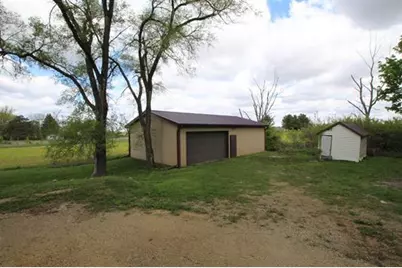 6704 E Rockton Road, Roscoe, IL 61073 - Photo 2