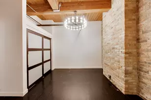 225 W Huron St, Chicago, IL 60654 - Photo 6