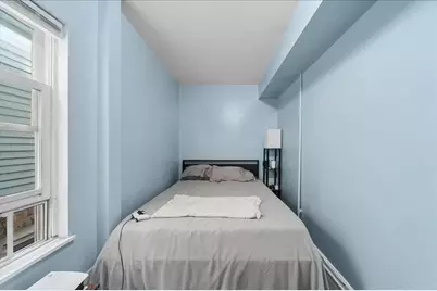 1645 W Beach Avenue #1, Chicago, IL 60622 - Photo 8