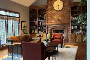 210 Persimmon Dr, Saint Charles, IL 60174 - Photo 10