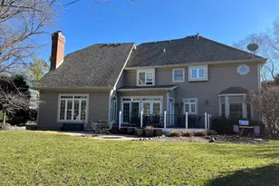 210 Persimmon Dr, Saint Charles, IL 60174 - Photo 30