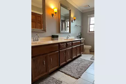 210 Persimmon Drive, Saint Charles, IL 60174 - Photo 20