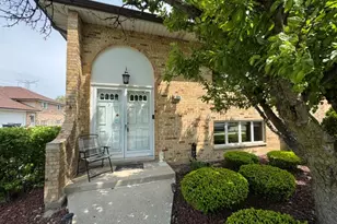 7336 W 153rd St, Orland Park, IL 60462 - Photo 1
