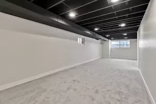 4933 N Keeler Ave, Chicago, IL 60630 - Photo 16