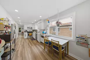 4933 N Keeler Ave, Chicago, IL 60630 - Photo 32