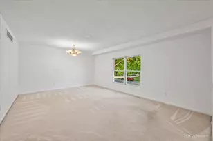 960 Independence Ave, Saint Charles, IL 60174 - Photo 4