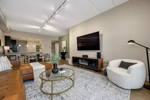 1111 W Madison St, Chicago, IL 60607 - Photo 6