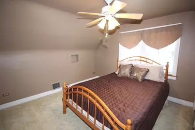 10837 S Trumbull Avenue, Chicago, IL 60655 - Photo 12