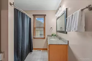 1702 King Richard Cir, Saint Charles, IL 60174 - Photo 28