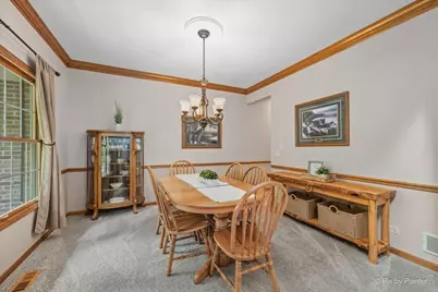 1702 King Richard Circle, Saint Charles, IL 60174 - Photo 8