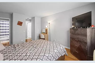 3201 W Balmoral Avenue #301, Chicago, IL 60625 - Photo 16