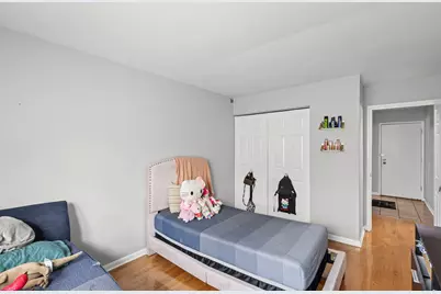 3201 W Balmoral Avenue #301, Chicago, IL 60625 - Photo 22