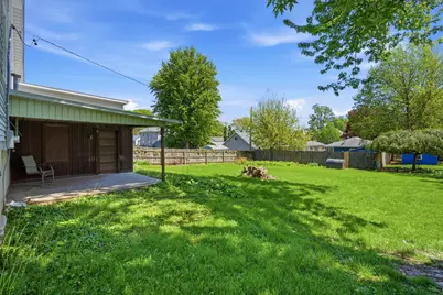 1713 N 5th Street, Clinton, IA 52732 - Photo 22