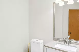 360 Thomas Dr, West Chicago, IL 60185 - Photo 26
