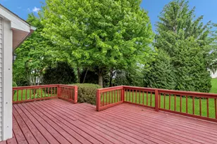 360 Thomas Dr, West Chicago, IL 60185 - Photo 6