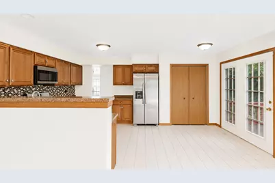 360 Thomas Drive, West Chicago, IL 60185 - Photo 18
