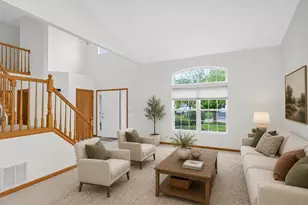 360 Thomas Dr, West Chicago, IL 60185 - Photo 8
