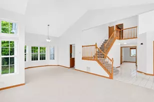 360 Thomas Dr, West Chicago, IL 60185 - Photo 10