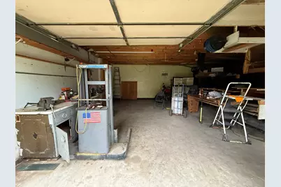 141 S Oakdale Avenue, Kankakee, IL 60901 - Photo 10