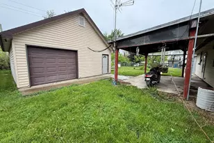 141 S Oakdale Ave, Kankakee, IL 60901 - Photo 8