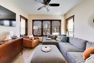 5333 W Foster Ave, Chicago, IL 60630 - Photo 6