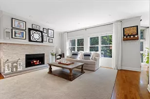 950 W Berwyn Ave, Chicago, IL 60640 - Photo 6