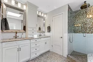 950 W Berwyn Ave, Chicago, IL 60640 - Photo 16