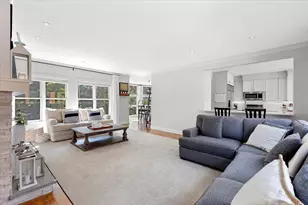 950 W Berwyn Ave, Chicago, IL 60640 - Photo 4