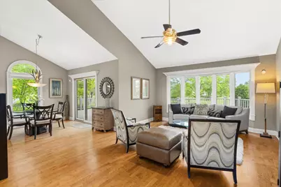 10718 Hollow Tree Road, Orland Park, IL 60462 - Photo 8