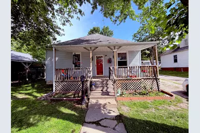 300 W Allmon Street, Salem, IL 62881 - Photo 1