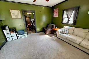 300 W Allmon St, Salem, IL 62881 - Photo 6