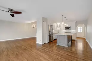 3252 Cool Springs Ct, Naperville, IL 60564 - Photo 4
