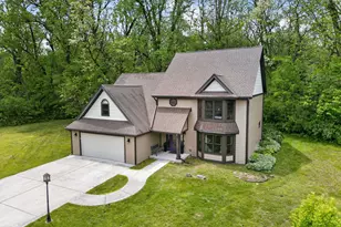 32926 Deer Ridge Dr, Wilmington, IL 60481 - Photo 1