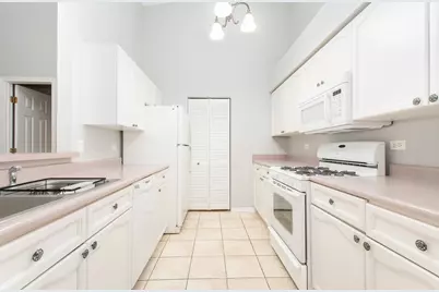 798 N Gary Avenue #210, Carol Stream, IL 60188 - Photo 6