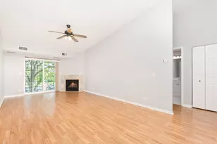 798 N Gary Ave, Carol Stream, IL 60188 - Photo 2
