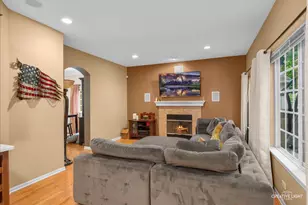 2639 Pecos Cir, Montgomery, IL 60538 - Photo 8