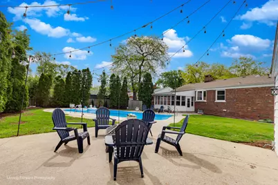 10072 Drury Lane, Westchester, IL 60154 - Photo 4