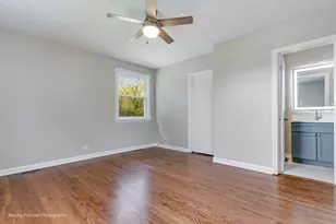 10072 Drury Ln, Westchester, IL 60154 - Photo 14