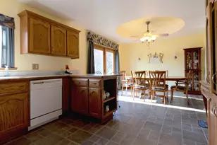 607 Flanagan Dr, Minooka, IL 60447 - Photo 8