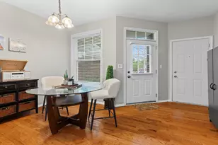 2060 Crossing Ct, Lombard, IL 60148 - Photo 6