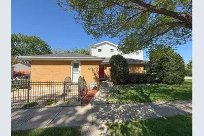 326 S Chase Avenue, Lombard, IL 60148 - Photo 1
