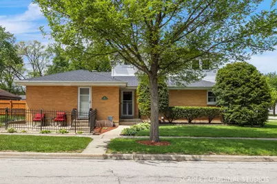 326 S Chase Avenue, Lombard, IL 60148 - Photo 1