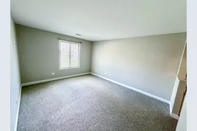 823 E Coach Road #5, Palatine, IL 60074 - Photo 8