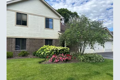 823 E Coach Road #5, Palatine, IL 60074 - Photo 1