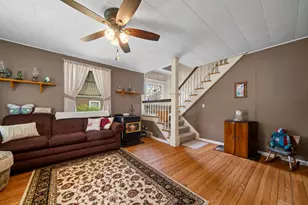 406 N 4th St, Oregon, IL 61061 - Photo 2