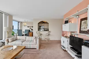 5455 N Sheridan Rd, Chicago, IL 60640 - Photo 18