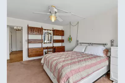 5455 N Sheridan Road #1915, Chicago, IL 60640 - Photo 32